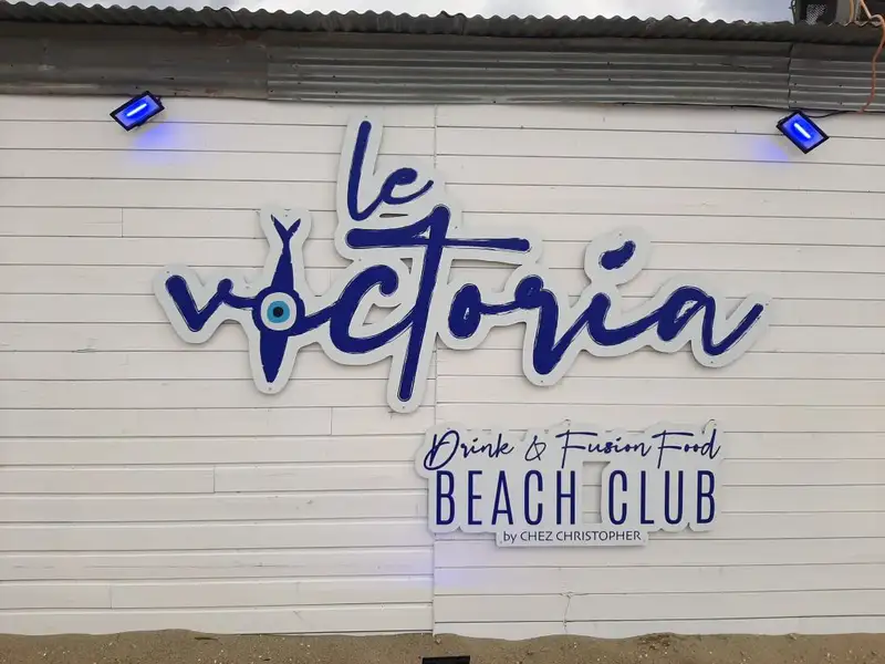 Le Victoria