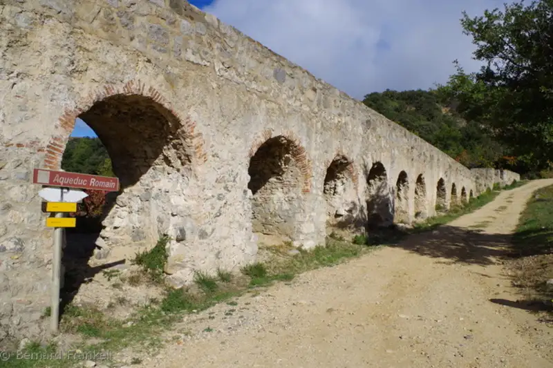 Aqueduc Romain