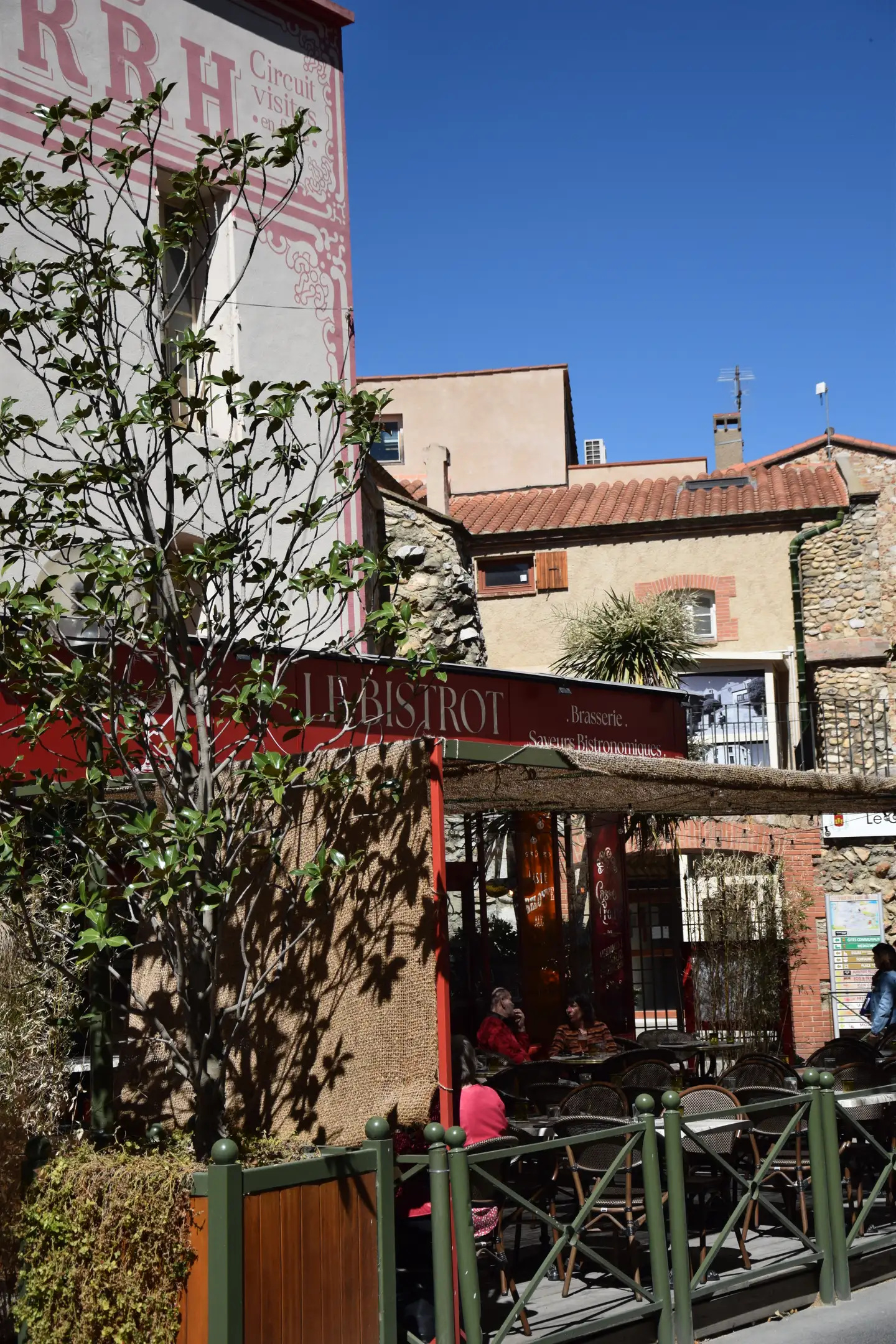 Le bistrot des caves